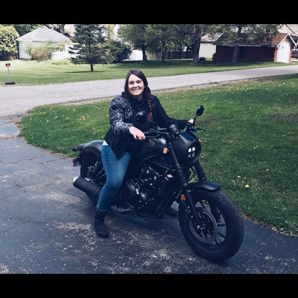 Hi There! 👋🏻 - Picture 6 of 7